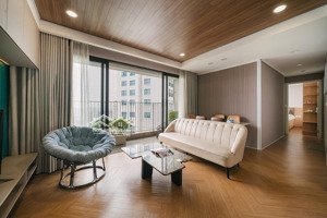 tôi chính chủ cần bán căn 85m 3n2vs tại vinhome dcapital trần duy hưng, giá 10,4 tỉ có thương lượng