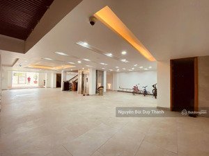 chính chủ hạ giá 53 tỷ bán nhanh nhà mt hoa đào, phú nhuận. dt 8x18m kc 3 lầu