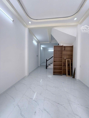 hẻm oto, gần mt nguyễn xí, , 3 tầng btct, 4 phòng ngủ, chỉ 9,13 tỷ (tl)