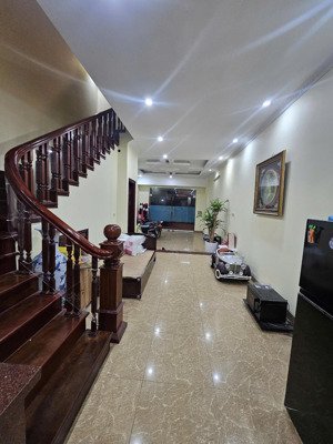 bán lk làng việt kiều châu âu, mỗ lao,hà đông ô tô tránh, kinh doanh 79m2x4t,gần phố nguyễn văn lộc