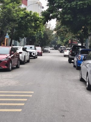 bán nhanh đất đường ngô xuân quảng gia lâm.