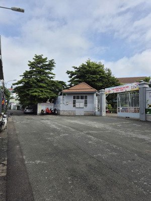 bán đất đường nhựa 5m xe hơi 4,5x14m phước long b, đỗ xuân hợp giá 4,8 tỷ giá tốt.