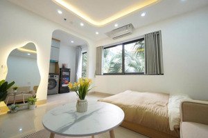 tòa apartment đẳng cấp 104m2x8t thang máy. nội thất cao cấp, pccc đạt chuẩn phố trích sài, tây hồ.