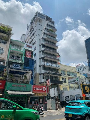 chủ cần bán gấp mt nguyễn gia trí - bình thạnh ( 5.5 x 33m cn: 183m2 ) hđt:200 tr/th - 57 tỷ tl