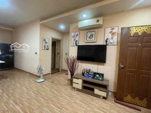 chính chủ cho thuê era town 68m,2pn2wc 8tr5 full nội thất