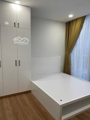 cần bán căn hộ góc 3pn eco green quận 7. căn góc, vị trí đẹp view xem pháo hoa.