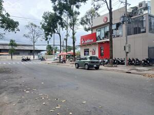 Cho thuê mặt bằng đường số 4 khu dân cư hồng phát cách mặt tiền nguyễn văn cừ 50m