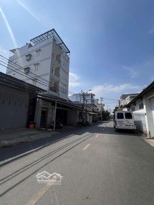 mặt tiền nhánh 5 tầng đúc tô ký ttt hóc môn giá rẻ 11 tỷ