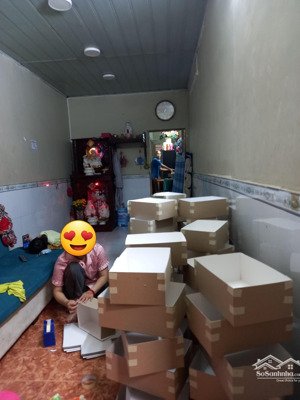 diện tích lớn 90m2 - mua 1 được 2 - nhà ngay mặt tiền luỹ bán bích - cho thuê 15tr - chỉ hơn 5 tỷ