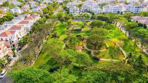 bán nhanh căn hộ the aurora 2pn _ view biệt thự thoáng mát_ giá 8.5 tỷ. lh ngọc hân