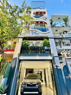 nhà phố cao cấp p.9 gò vấp thang máy gara ô tô full nội thất giá tốt 9,9 tỷ