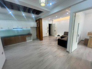 bán căn hộ chung cư ct6 đn2 khu đtm định công, 77m2, căn góc đông nam.