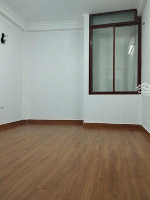 siêu phẩm cầu giấy 70m2 - 5 tầng - ở ngay - ngõ thông - gần phố - cực hiếm - giá 14 tỷ