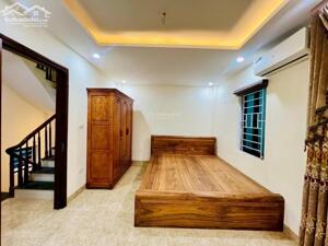 Vấn đề bạn đang gặp phải là Mất hàng giờ để đăng tin thủ công mỗi ngày