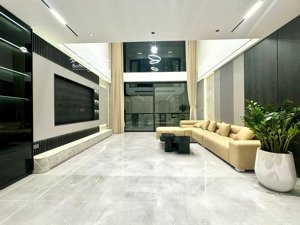 phân lô vip! ô bàn cờ phố trần quang diệu, 2 ô tô tránh, ngõ thông, vỉa hè, 2 thoáng, full nt,63m2