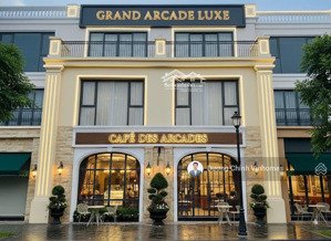 cặp shophouse 3 tầng 90m2, có giá bán tốt nhất 9 tỷ/căn, căn trụ cao bệ vệ. trục đường 31m