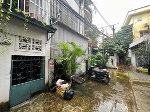 hạ 500tr nhà hoàng văn thụ 3 tầng hẻm 6m
