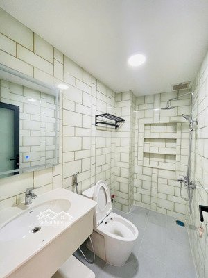 * nhà bán - hẻm 192-194 đường nguyễn thông * giá bán: 2 tỷ 650 triệu (thương lượng)chủ gởi