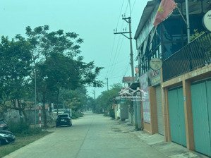 rẻ nhất khu nhỉnh 4 tỷ 105,6m full thổ cư trục chính linh sơn bình yên hoà lạc 