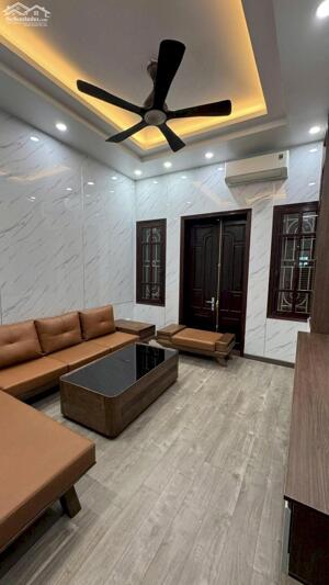 Cho thuê nhà Ô TÔ - FULL ĐỒ Nguyễn Khả Trạc, Mai Dịch, Cầu Giấy 55m x 5T giá 29tr