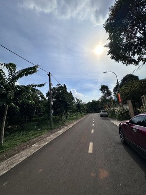 12m mặt tiền trước sau đối diện ub bình lộc 1/ lê a