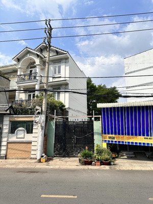 chính chủ cần bán đất mặt tiền đường siêu đẹp ở quận 2, tphcm