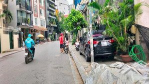 bán nhà phú thượng, gần hồ, ô tô, kinh doanh hay ở đều được, 55m, 12,8 tỷ