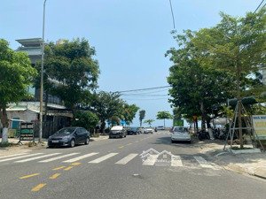 bán nhà đường vũ quỳnh gần sát biển nguyễn tất thành, gần ngã tư phùng hưng