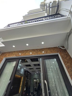 nhà chính chủ xuân la, tây hồ - 6 tầng thoáng sáng, thang máy - nội thất sang xịn