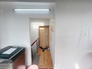 bán gấp ccmn nguyễn khuyến, 40m2, mt 4,2m, 6 tầng, dòng tiền 450tr/năm, ngõ thông, chỉ 10,5 tỷ