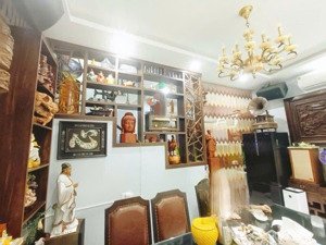 bán nhà phan đình giót, hà đông vài bước ra phố quang trung, trung tâm sầm uất thông