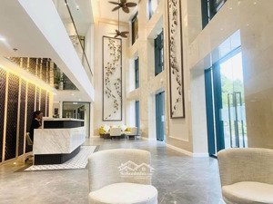 10 căn dimond centery loại 2pn và 3pn(96-121m2) ck 10%, t/t chậm 24th, htro vay 80%,nhận nhà ở ngay