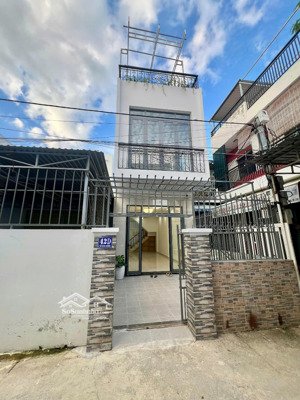 bán nhà 3 tầng đường hồ xuân hương tttp nha trang, gần biển, gần chợ, sổ đỏ hoàn công