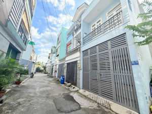 nhà 2 tầng đường lê văn chí - linh trung - thủ đức - 6.5 tỷ