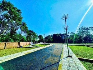 chỉ 3,1 tỷ lô góc diện tích 100m mặt tiền 16m ngay phú cát hòa lạc đi bộ ra tuyến metro số 5