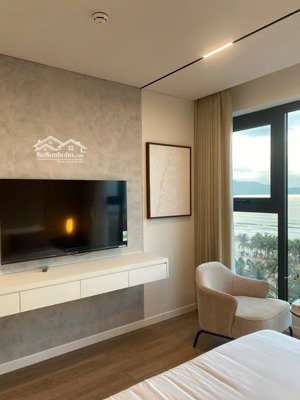 độc quyền căn sudio trục 04 time square trực diện biển siêu đẹp