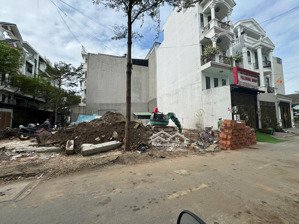 bán đất cạnh khu đô thị vạn phúc kdc lộc vừng, đường 2 xe ôtô xây dựng cao tầng hiệp bình phước