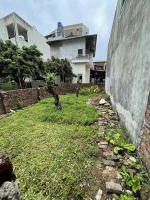 cần bán 55m2 đất, lô góc yên nghĩa, ngõ thông, ô tô qua, ngay chợ dân sinh, cạnh winmart, cạnh kđt