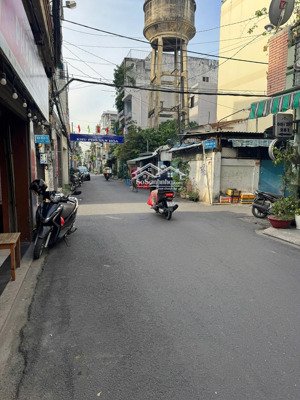 bán nhà hẻm xe hơi , đường lê văn sỹ giá 6,8ty quận tân bình : lh 