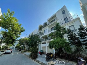 chính chủ nhờ bán nhà phố the manor,nguyễn xiển: mt 6,6m 100m 4 tầng kinh doanh cafe vip kd