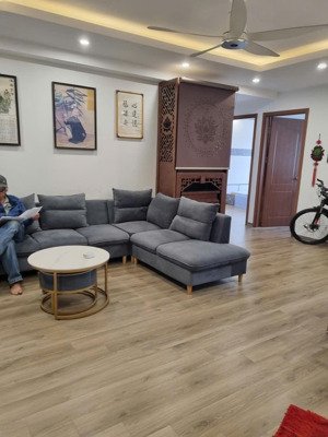 chủ nhà thiện chí bán căn 2pn kđt mễ trì hạ đối diện keangnam giá 4,4 tỷ