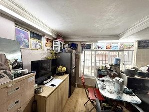 giá đầu tư. mặt ngõ trung tả: dt 16m, 5 tầng, mt 3.9m, giá 4.99 tỷ, sổ đỏ riêng