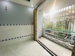 nhà 2 tầng hc - 2tỷ shr, nở hậu nhẹ -kqh - hẻm 3g - 2pn- nhà hiếm khu vực bình chiểu - thủ đức