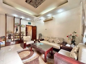 mt đường ngay nhà ga t3, 4m*26m, 4 lầu, 12pn, chủ vừa ở vừa cho thuê giá chỉ 19.9 tỷ