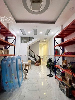 nhà mới trịnh đình trọng 67m2 (4x17)m nhà mới - khu an ninh dân trí