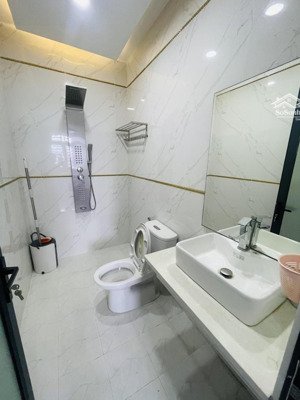 siêu mỹ phẩm btct 4 tầng mới đẹp hẻm ôtô gần gigamall, phạm văn đồng