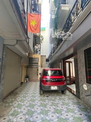 bán nhà lô góc phố phúc đồng long biên 7 tỷ 35m mt 4m 5 tầng ô tô gần cầu vĩnh tuy