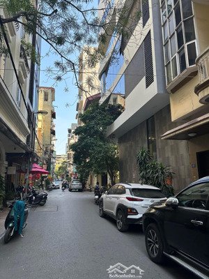 mảnh đất ngõ phân lô 165 thái hà ô tô tránh vỉa hè xây cao tầng 110m2 mặt tiền gần 8m 42 tỷ