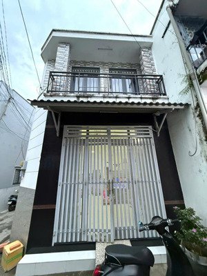 bán nhà khu hiếm có quận tân phú nhà cao ráo, đẹp, giá chỉ 3,65 tỷ