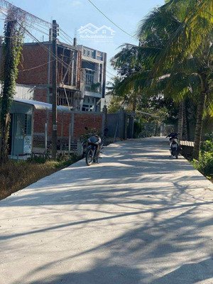 bán đất 144 m2 thổ cư đường huỳnh thị nở 1,55 tỷ